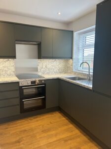 Oakleigh Crescent, N20